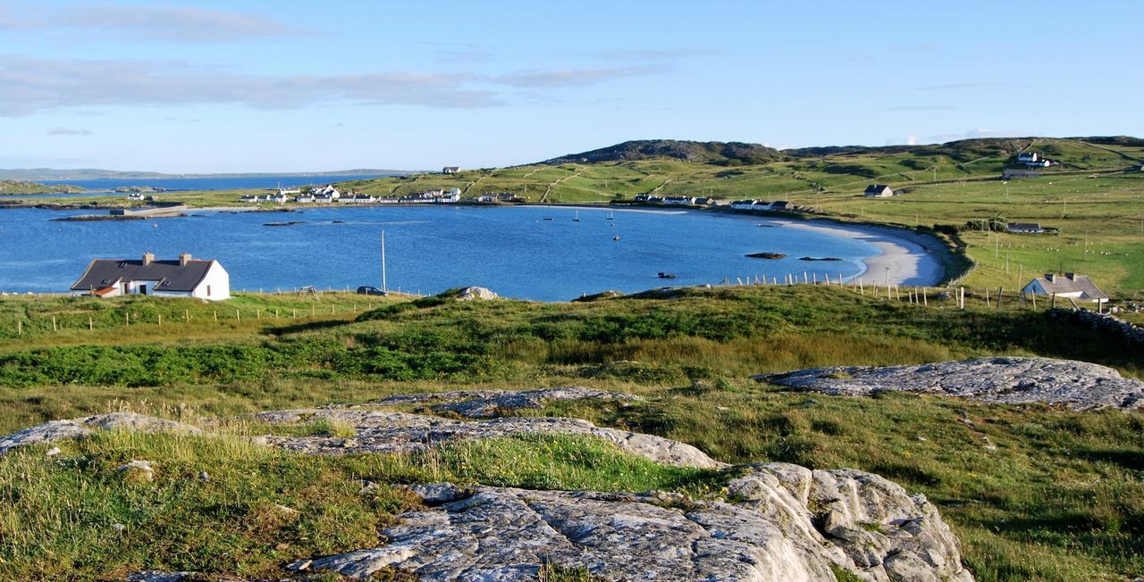 Dolphin Hotel Inishbofin Kültér fotó
